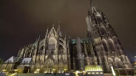Tarihi Köln Katedrali’nde soygun girişimi