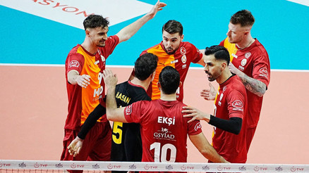 Derbide ilk maç Galatasaray HDI Sigortanın 