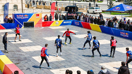Red Bull Four 2 Score’da İlk Eleme Geride Kaldı Red Bull Four 2 Score’da İlk Eleme Geride Kaldı