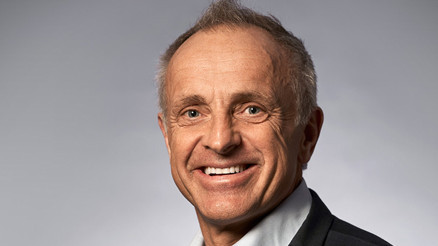 Dev şirketin patronu trajik şekilde yaşamını yitirdi: Kraliçenin yakın dostuydu