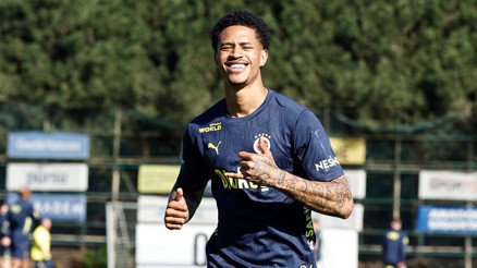 Fenerbahçeye Jayden Oosterwolde müjdesi