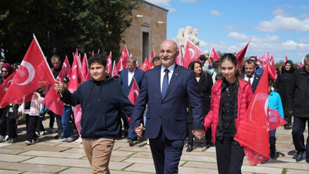 Kalecikli öğrenciler Ata’nın huzuruna çıktı