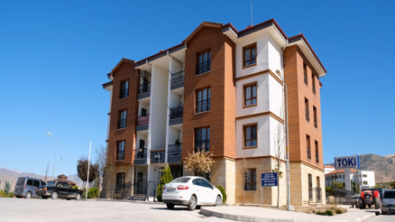 Bakan Kurum: TOKİ ile kale gibi konutlar yaptık Bakan Kurum: TOKİ ile kale gibi konutlar yaptık