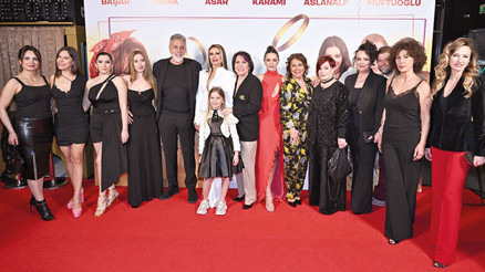 Baldız güldürmeye geliyor