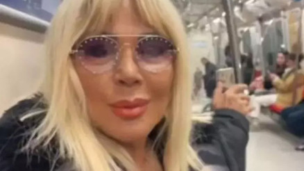 Metroda ünlü var Ben de sizden biriyim