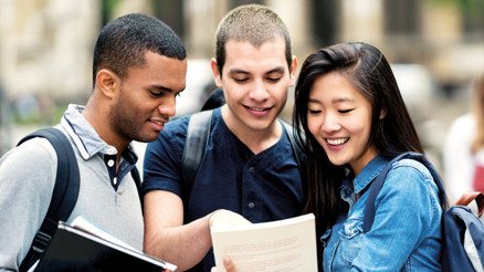 Yabancı öğrenci 3 milyar $ bıraktı