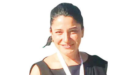 Vinçten düşen demir hayatını kararttı Vinçten düşen demir hayatını kararttı