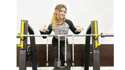 Kas yapayım derken 3 madalya... Ilgın 140 kilo kaldırıyor