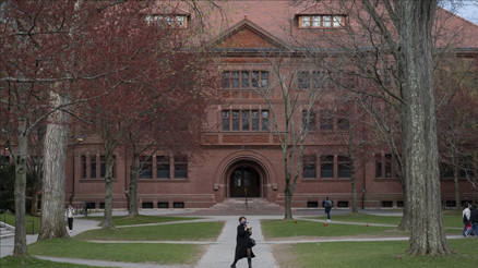 Trumpın hedef aldığı üniversitede silah sesleri duyuldu