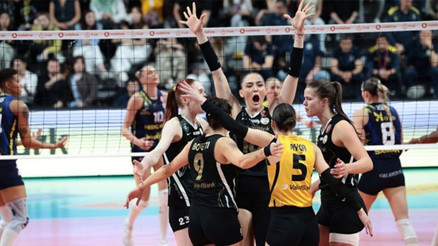VakıfBank şampiyonluk için sahaya çıkıyor