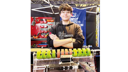 Sadece 2 kişiye verilen Berkeley bursunu aldı