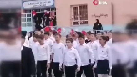 Silivri’de 23 Nisan gösterisi sırasında depreme yakalandılar