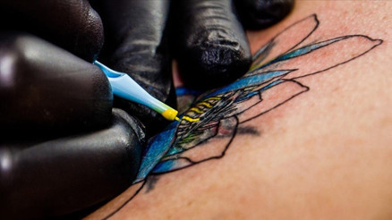 Dövme kanser riskini artırıyor