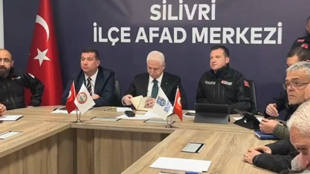 İstanbul Valisi Gül, depremin ardından 5 ilçede inceleme yaptı