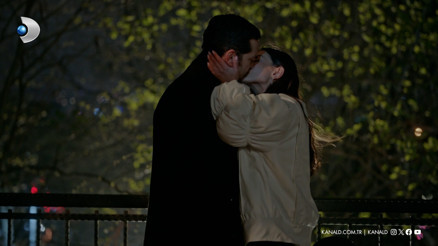 Nisandan Eşrefe ilk öpücük