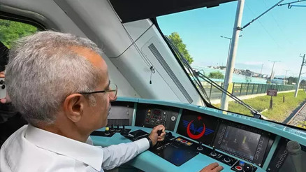 Bakan Uraloğlu: Demiryollarında 270 bin litre yakıt tasarrufu sağlandı