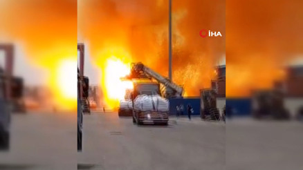 İranın Bender Abbas limanında patlama