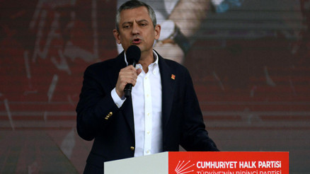 CHP Genel Başkanı Özel: Bu millet seçme seçilme hakkına her zaman sahip çıkar