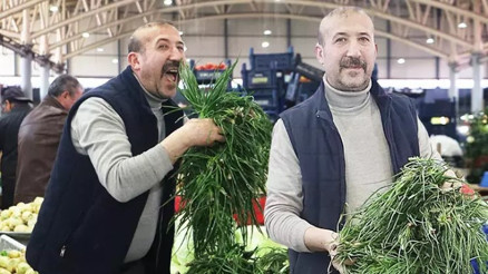 Pazar tezgahlarındaki yerini aldı: Doğada kendiliğinden yetişiyor, faydası saymakla bitmiyor Pazar tezgahlarındaki yerini aldı: Doğada kendiliğinden yetişiyor, faydası saymakla bitmiyor