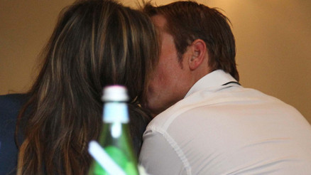 Arkalarında ne çirkin boşanmalar, ne skandal ayrılıklar kaldı... Artık ikisinin de kalbi sızlamıyor... Sürpriz aşktan yeni pozlar Arkalarında ne çirkin boşanmalar, ne skandal ayrılıklar kaldı... Artık ikisinin de kalbi sızlamıyor... Sürpriz aşktan yeni pozlar