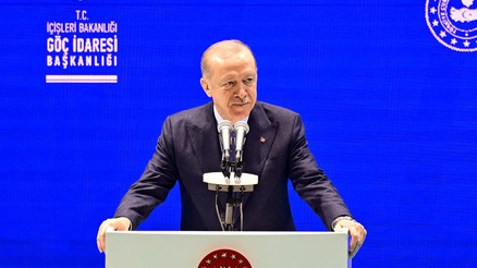 Cumhurbaşkanı Erdoğan: Türkiye’de toplam 4 milyon 33 bin göçmen var