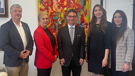 Landshut Okul Aile Birliği’nden Başkonsolos Erdoğan’a ziyaret