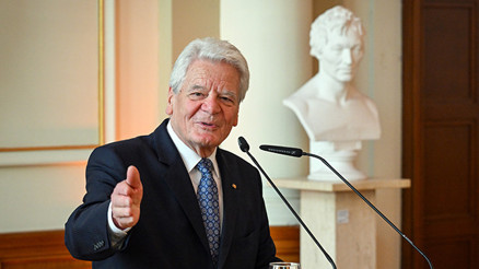 ‘Yeni bir ciddiyete ihtiyaç var’