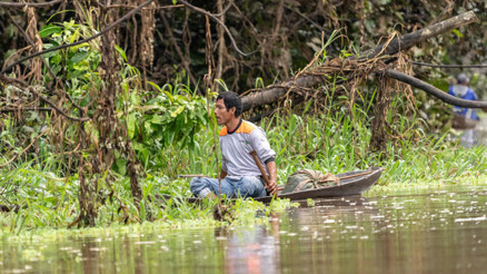 Bir nehir nasıl tüzel bir kişi oldu Yıllardır petrol sızıntılarına maruz kaldı, ekolojik felakete yol açtı Sonra bir kadın çıktı ve her şeyi tersine çevirdi Bir nehir nasıl tüzel bir kişi oldu Yıllardır petrol sızıntılarına maruz kaldı, ekolojik felakete yol açtı Sonra bir kadın çıktı ve her şeyi tersine çevirdi