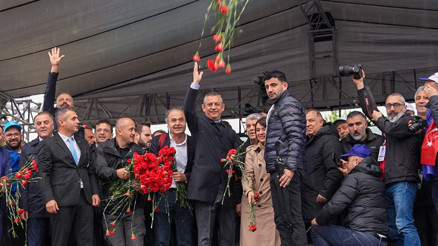 CHP lideri Özel, 1 Mayıs kutlamalarına katıldı