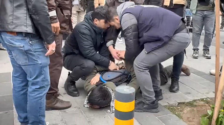 1 Mayısta polis kontrolünde üzerinden makas çıktı, burun kıllarımı kesiyorum dedi
