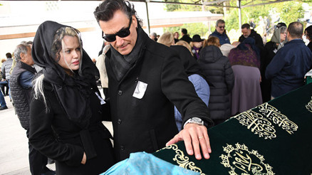 Şarkıcı Tayfun Duygulunun en acı günü: Annemi kalbimde taşıyacağım