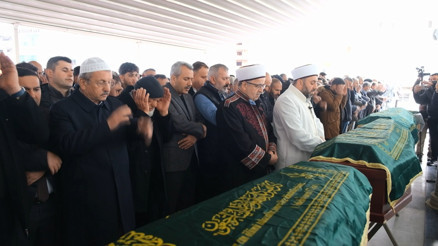 Üç kardeşe acı veda