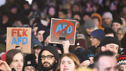Almanya’da anketler ‘AfD yasaklansın’ diyor
