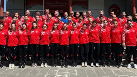 Milli karateciler, Ermenistandaki Avrupa Şampiyonasında tatamiye çıkacak