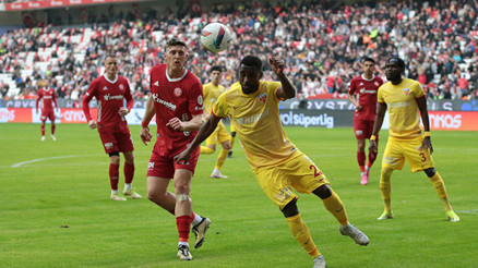 Anneler Gününde 1038 kadın Kayserispor-Antalyaspor maçını ücretsiz izleyecek