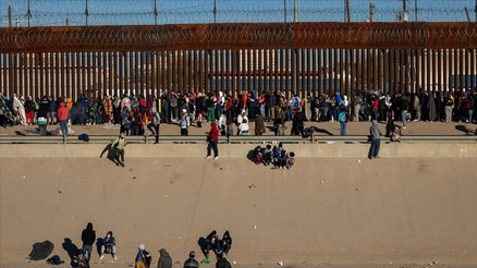 Trumpın göçmenlere karşı statü değiştirme hamlesine mahkeme engeli