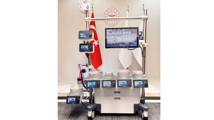 Yerli kalp-akciğer makinesi tanıtıldı