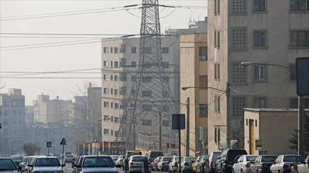 İran şalteri indirdi: Kamuya perşembe tatili