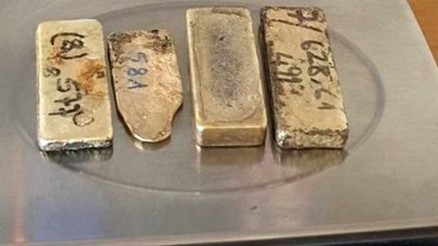 Altınları öyle bir yere sakladı ki, gümrükçüler de şaşırdı...