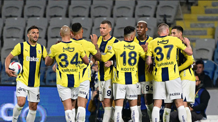 Fenerbahçe 31. kez farklı bir 11le sahaya çıktı