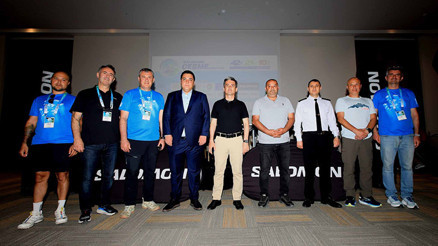 Salomon Çeşme Maratonu 29 ülkeden 2 bin 606 sporcunun katılımıyla yarın start alacak