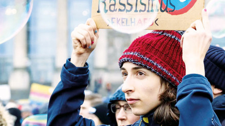 Almanya’da tuhaf anket sonucu... AfD kapanırsa oylar BSW’ye