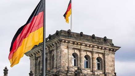 Yeni Alman Federal Hükümetinde güç mücadelesi