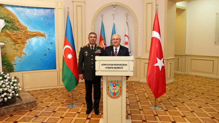 Milli Savunma Bakanı Gülerin Azerbaycan temasları devam ediyor