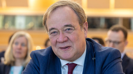 Laschet’e yeni görev: Dışişleri Komisyonu Başkanlığı