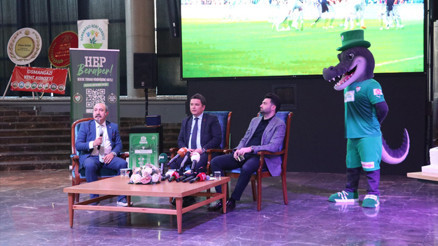 Bursaspor, Süper Lig şampiyonu oluşunun 15. yıl dönümünü kutladı