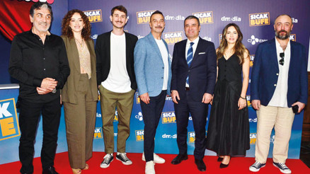 Sıcak Büfe güldürmeye hazır