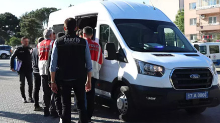 Emekli öğretmeni 25 milyon lira dolandırdılar... 7 şüpheli tutuklandı