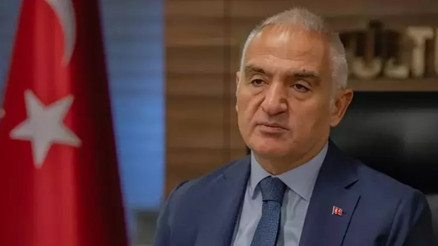 Kültür ve Turizm Bakanı Mehmet Nuri Ersoy, Manisa’da Türkiye Kültür Yolu Festivali’nin açılışına katıldı