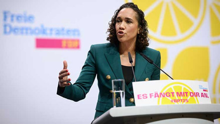 İş kadını Büttner, FDP Genel Sekreteri seçildi